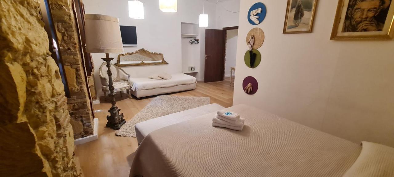 Beni Benius Hotel Cagliari Ngoại thất bức ảnh