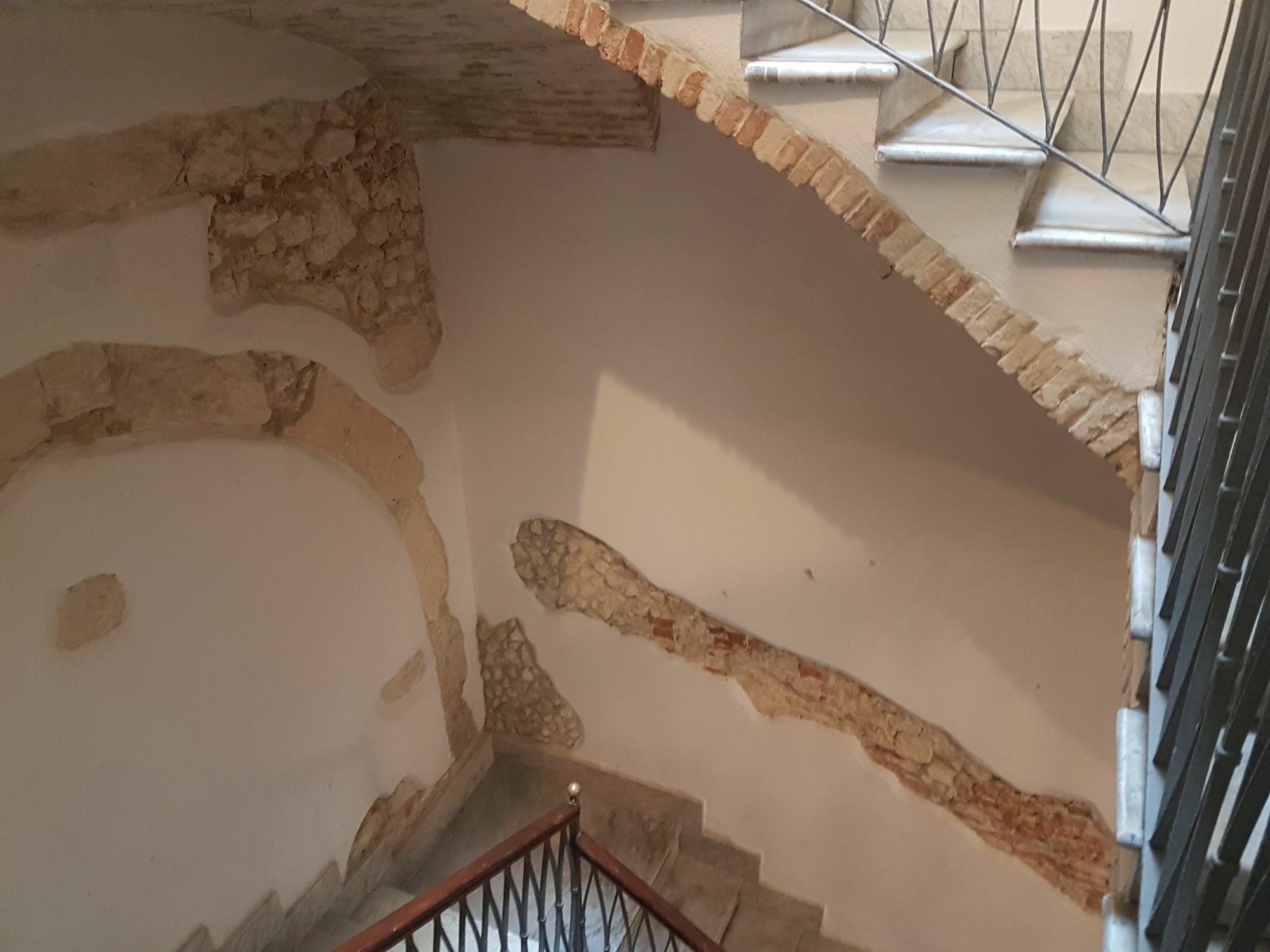 Beni Benius Hotel Cagliari Ngoại thất bức ảnh
