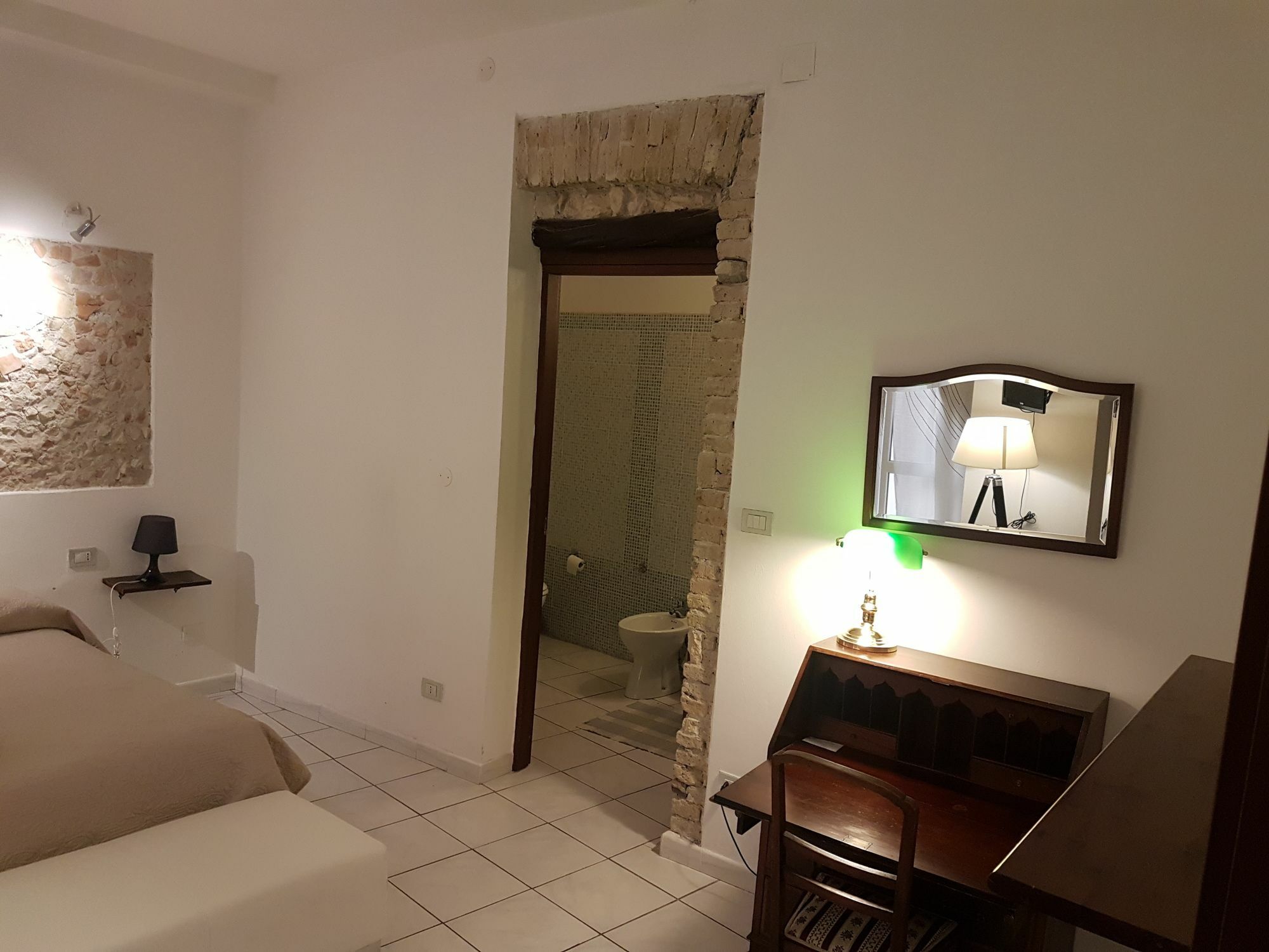 Beni Benius Hotel Cagliari Ngoại thất bức ảnh